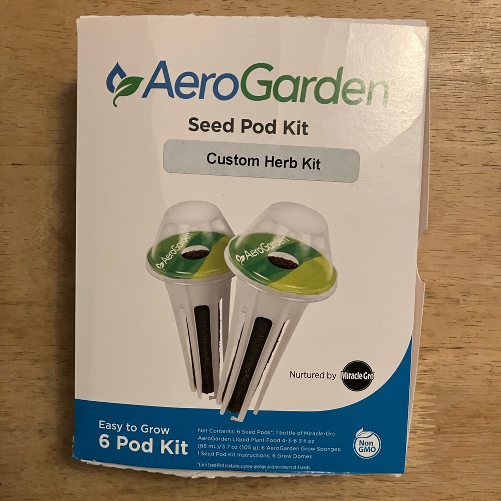 AeroGarden 6 pod kit with plant food
